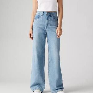Levi’s Cinch Waist Baggy Jeans